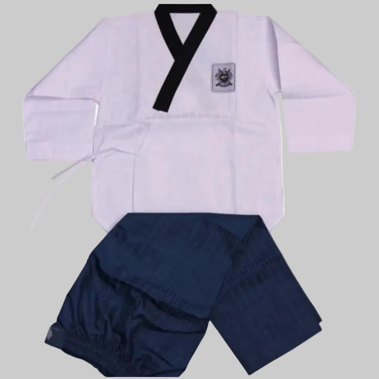 Traditional Taekwondo Poomsae Uniform (Master/Dan Grade High-Rank Dobok).
