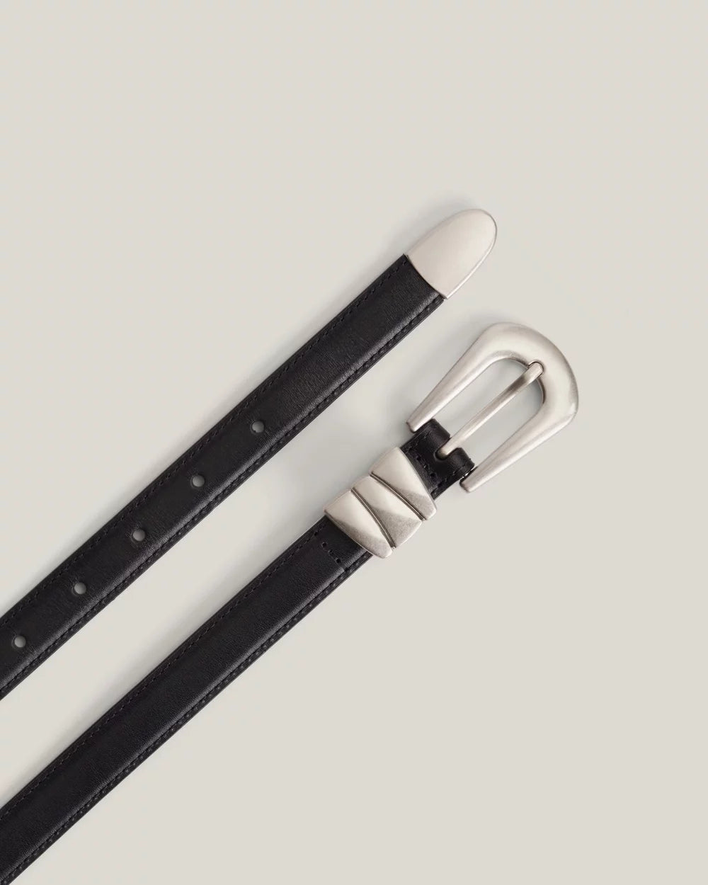 Curved Disc Leather Skinny Belt (Burgundy Edition)